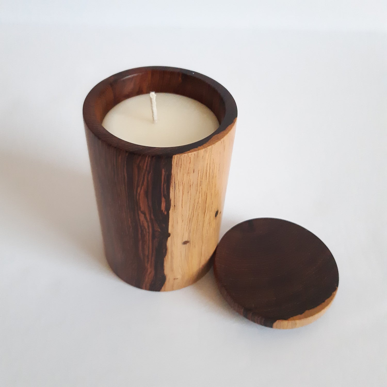 Achiote Guatemalan Goods. Rosul Wood canister 100% Soy Wax Scented Candle Essential Oil